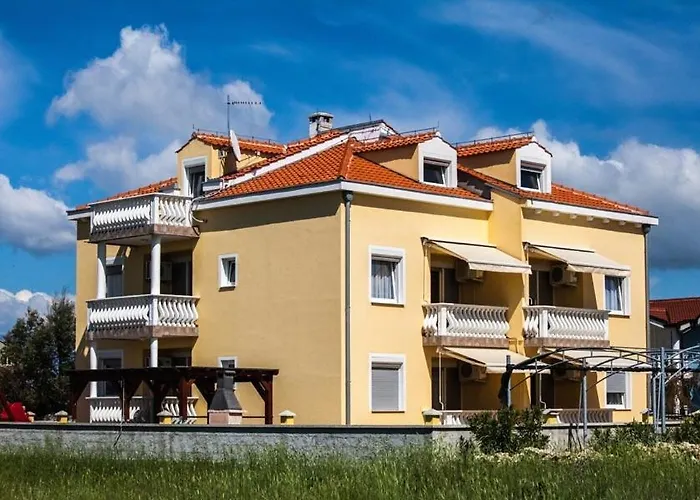 In Zaton Zadar With Sea View, Terrace, Wifi, Washing Machine 4141-6 Pensión *